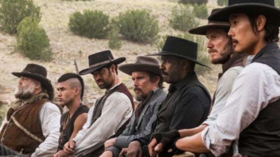 يقوم ببطولة الفيلم في ثوبه الجديد دينزيل واشنطن وكريس برات وإيثان هوك